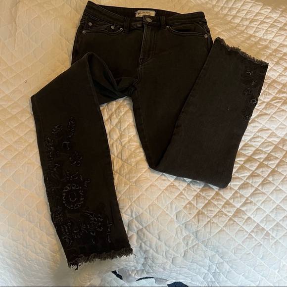 Free People Cutwork Cropped Cigarette Jeans - Picture 8 of 11